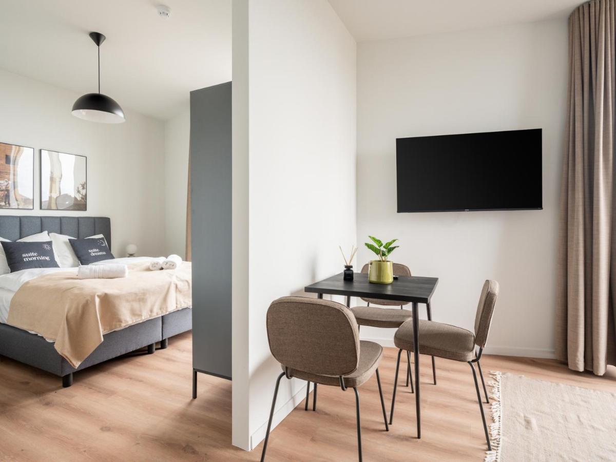 Limehome Eindhoven Gashouder Екстериор снимка