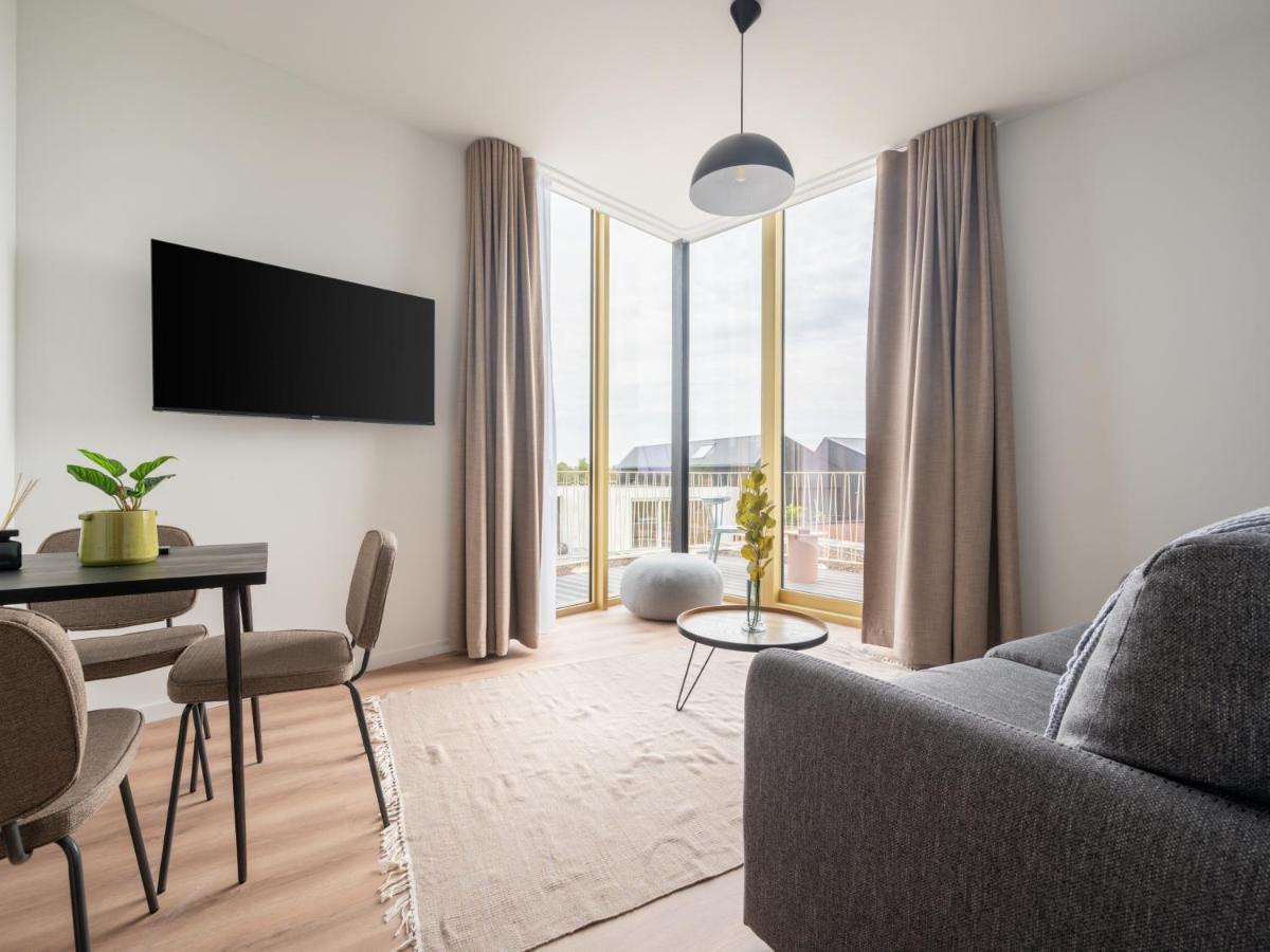 Limehome Eindhoven Gashouder Екстериор снимка