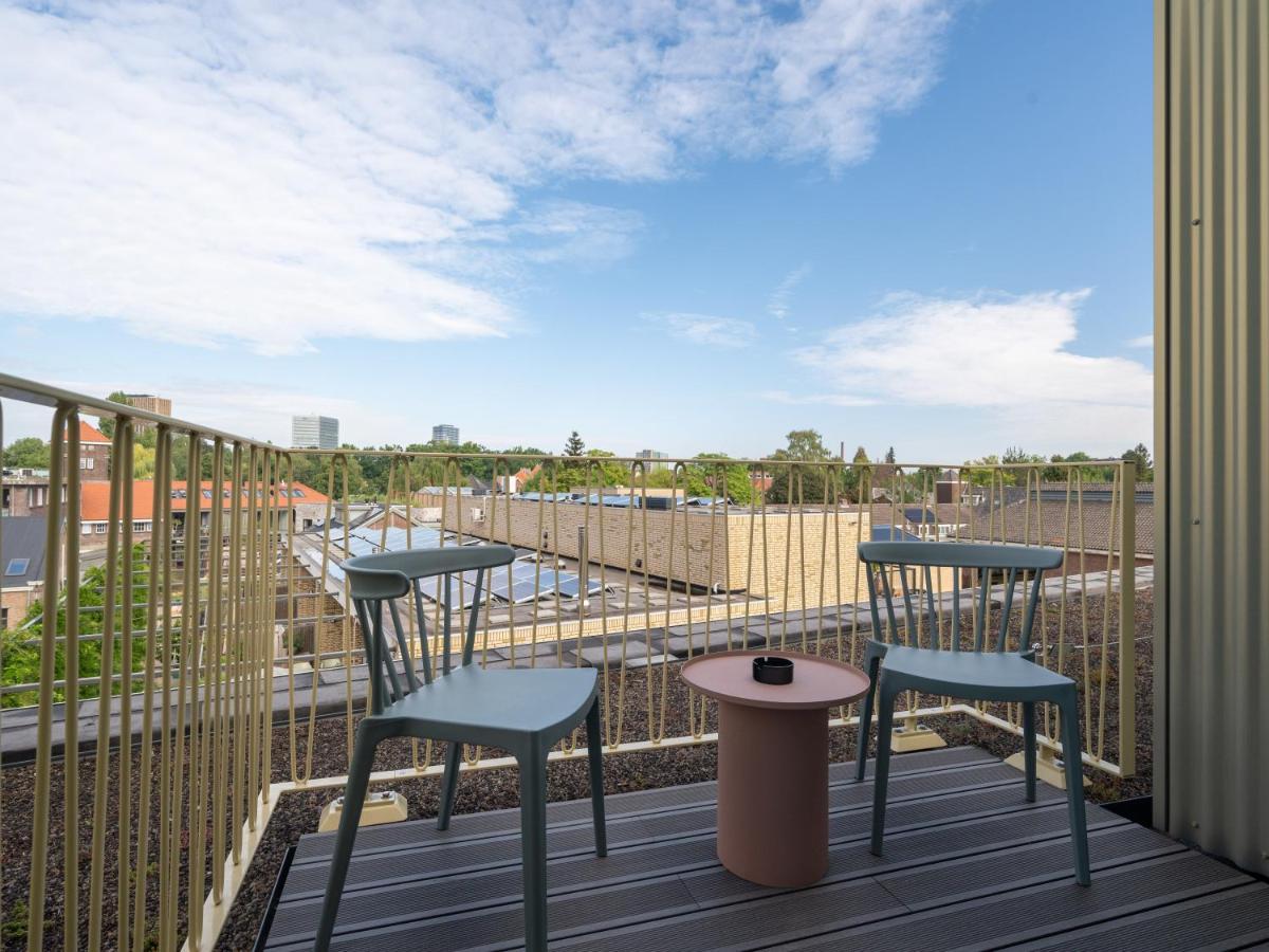 Limehome Eindhoven Gashouder Екстериор снимка