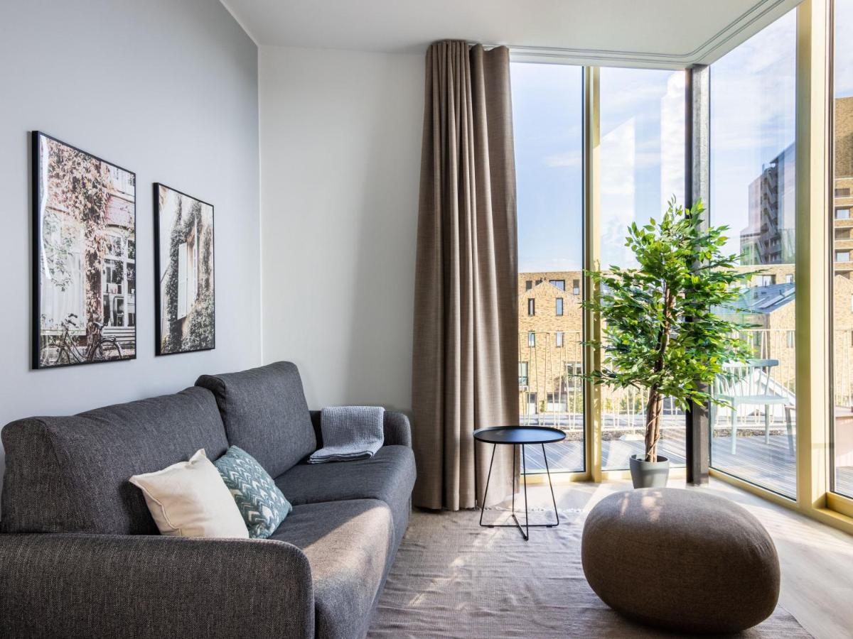 Limehome Eindhoven Gashouder Екстериор снимка