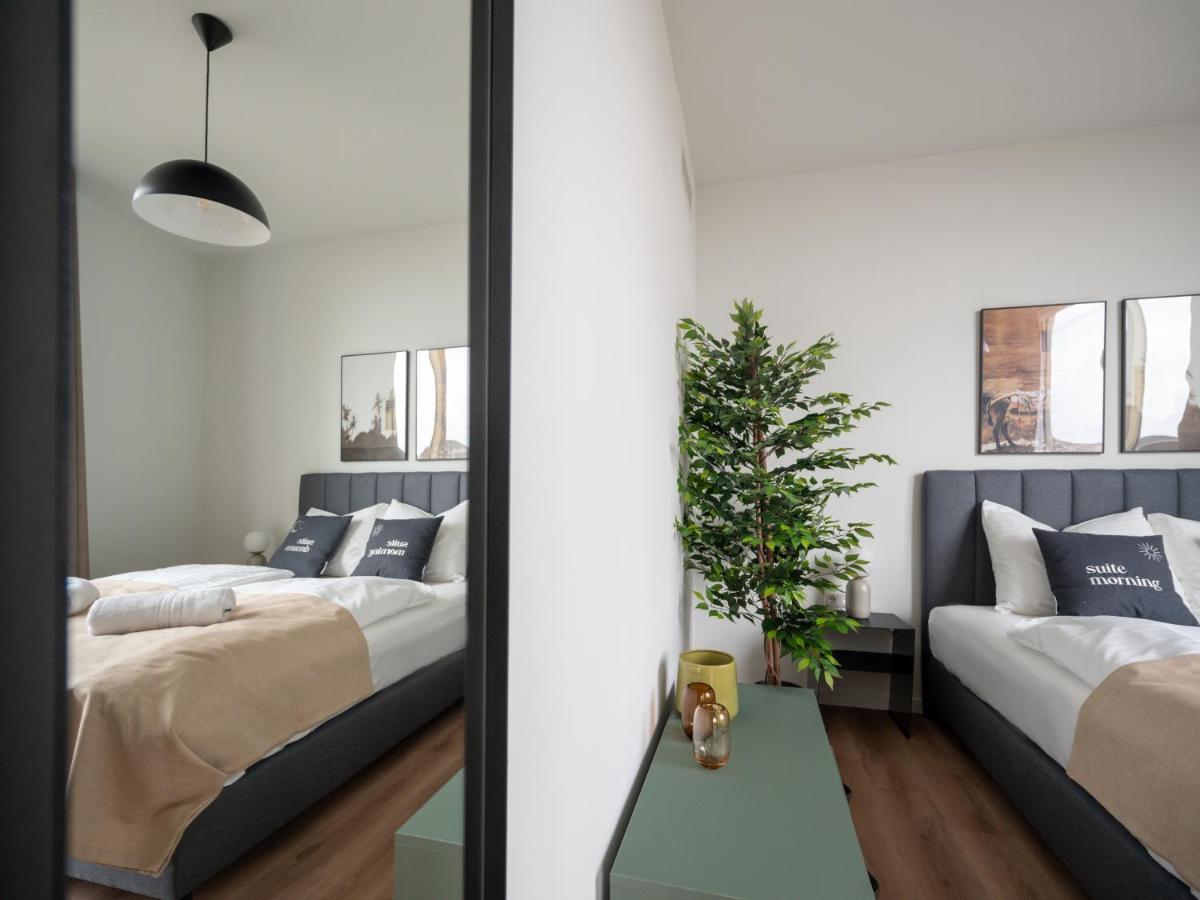 Limehome Eindhoven Gashouder Екстериор снимка