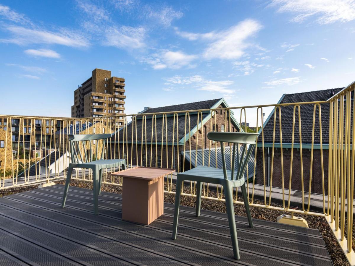 Limehome Eindhoven Gashouder Екстериор снимка